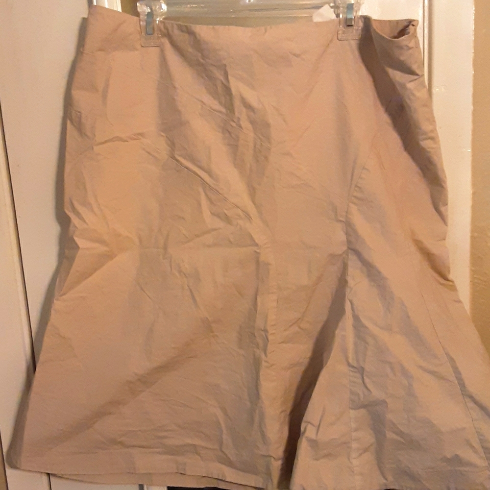 KHAKI SKIRT